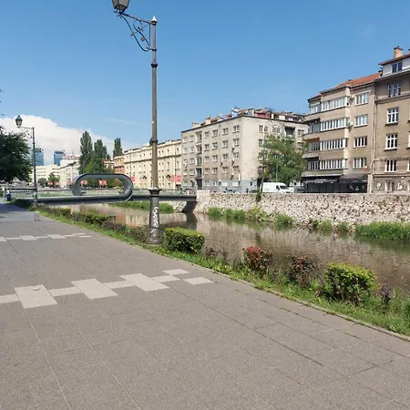 Appartement Festina Lente Apartment-center Of The City! *